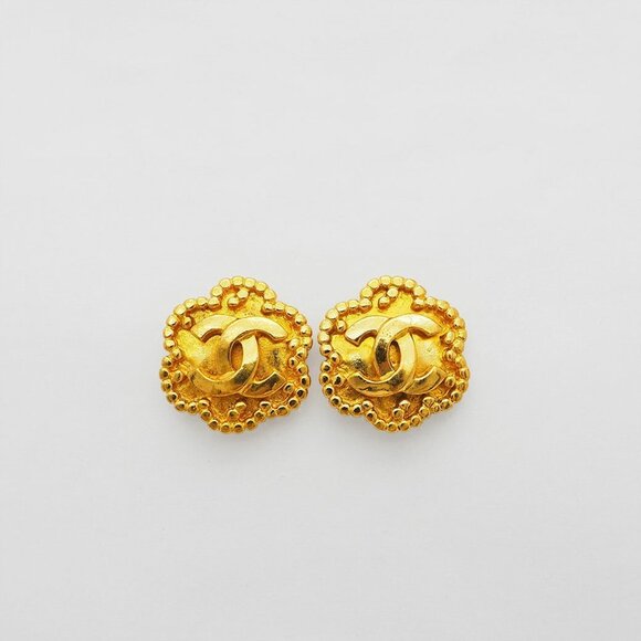 CHANEL Gold Earrings - Picture 1 of 9